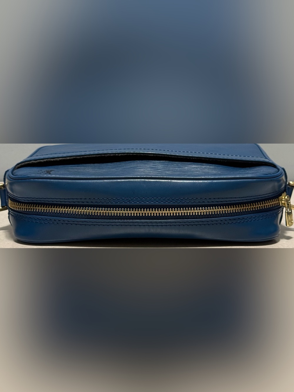 Louis Vuitton Vintage Trocadero Epi Leather - Picture 9 of 16